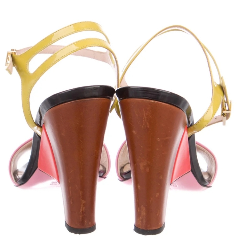 Fendi - Picture 4 of 5